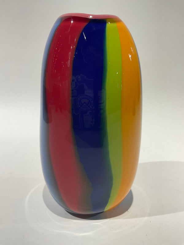 Rainbow stripe vessels